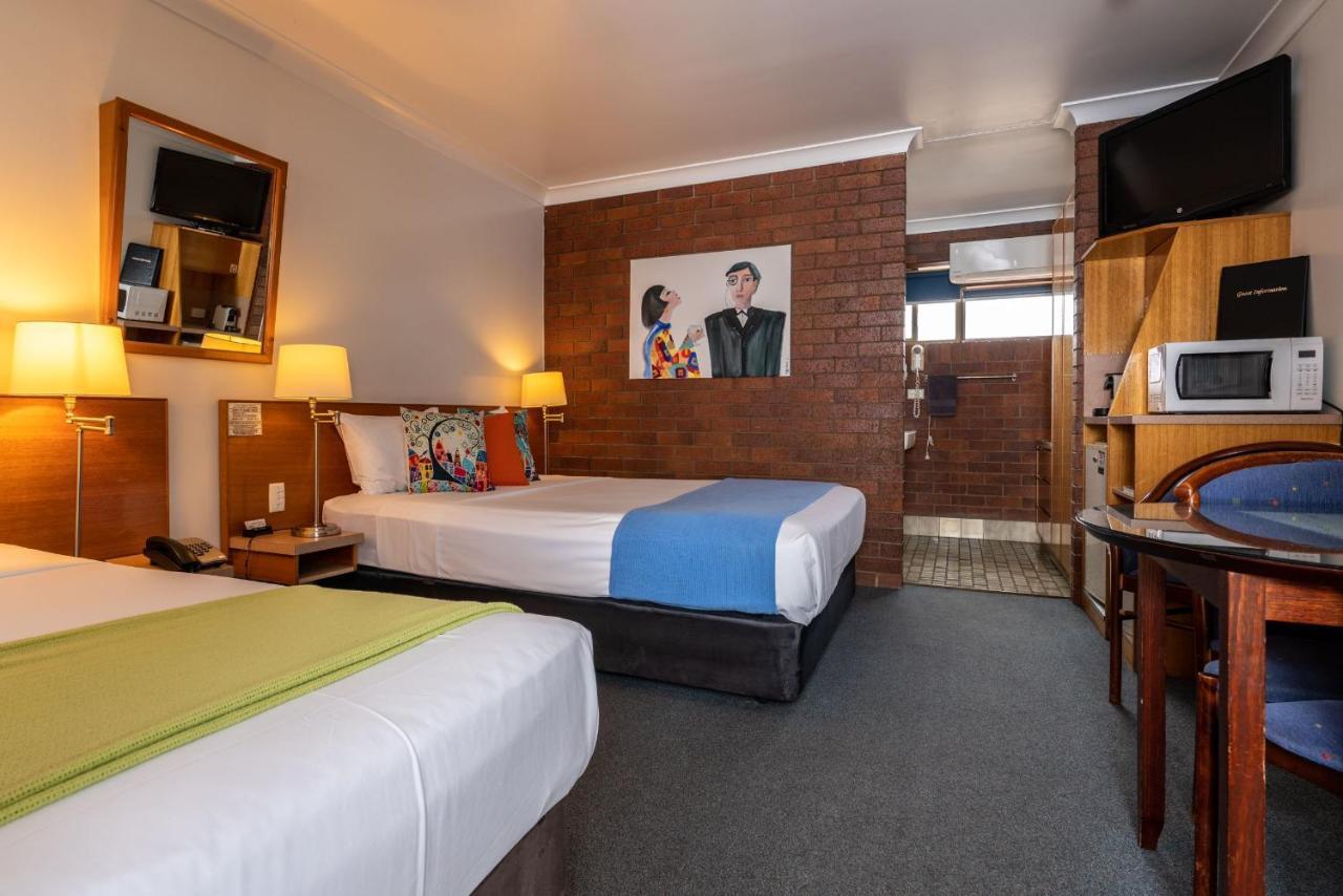 Country Pathfinder Motor Inn Dalby Exteriér fotografie